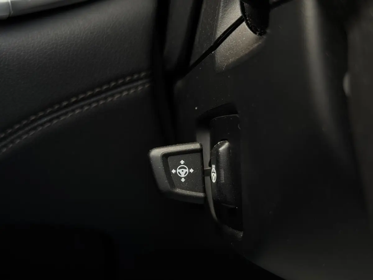 740e iPerformance High Executive LEDER|CLIMATE|ORG NL