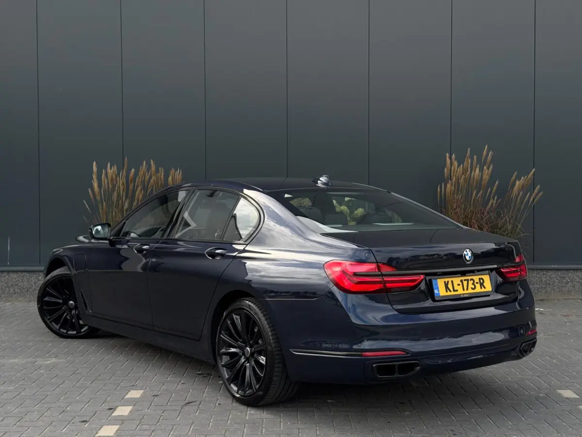 740e iPerformance High Executive LEDER|CLIMATE|ORG NL