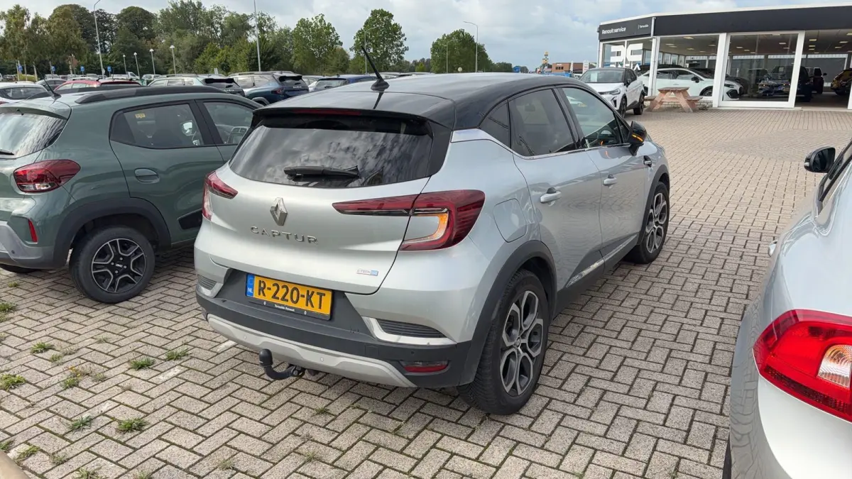 E-Tech Plug-in Hybrid 160 Intens | Navigatie | Parkeercamera | Trekhaak |
