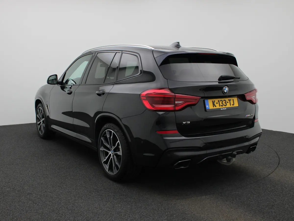 M40i xDrive Launch Edition High Executive