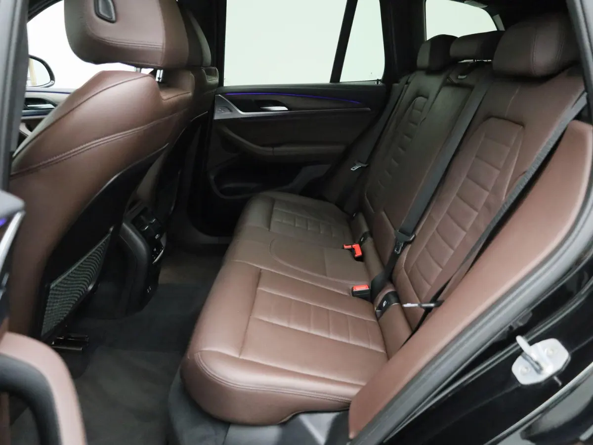 M40i xDrive Launch Edition High Executive
