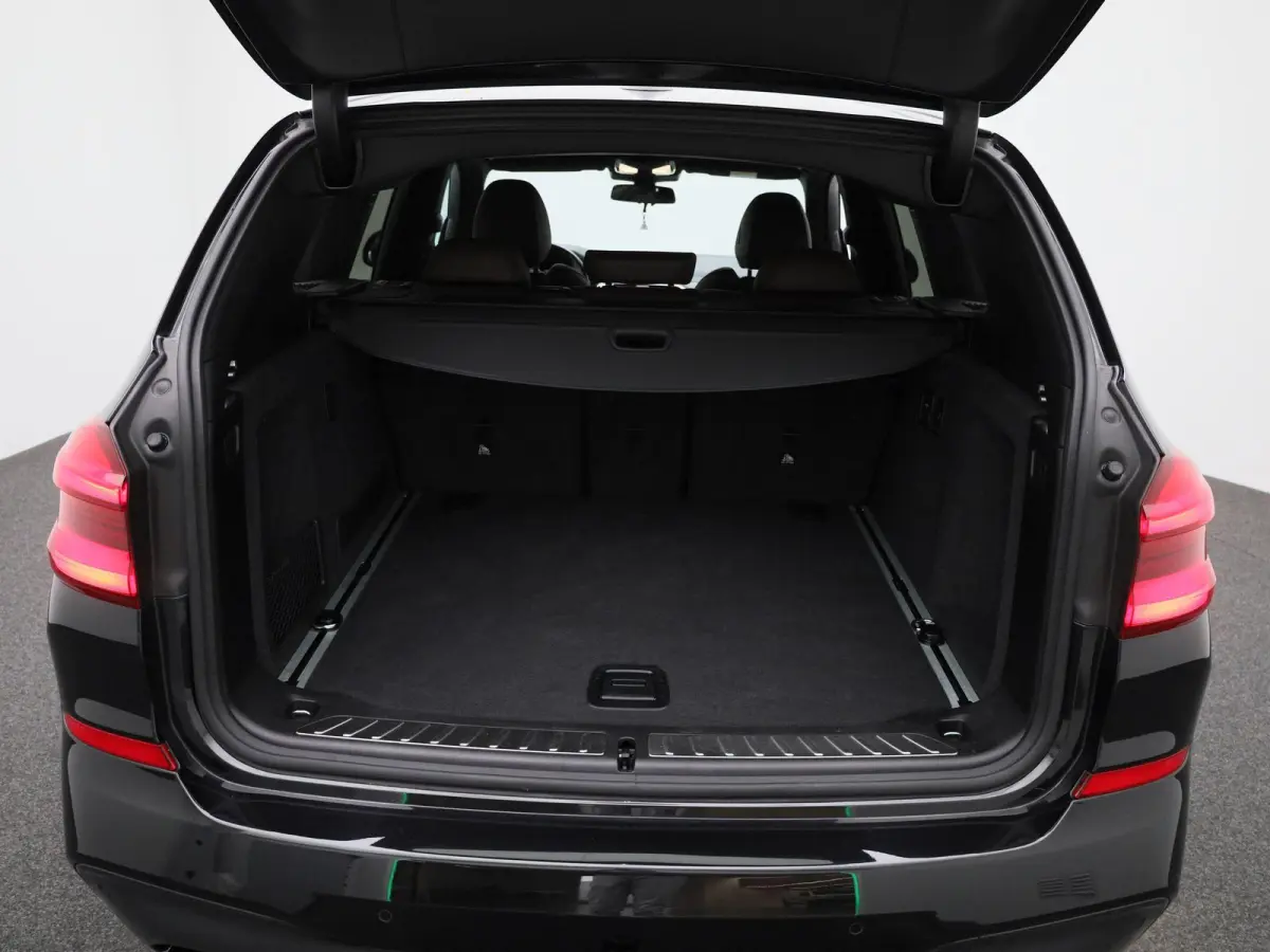 M40i xDrive Launch Edition High Executive