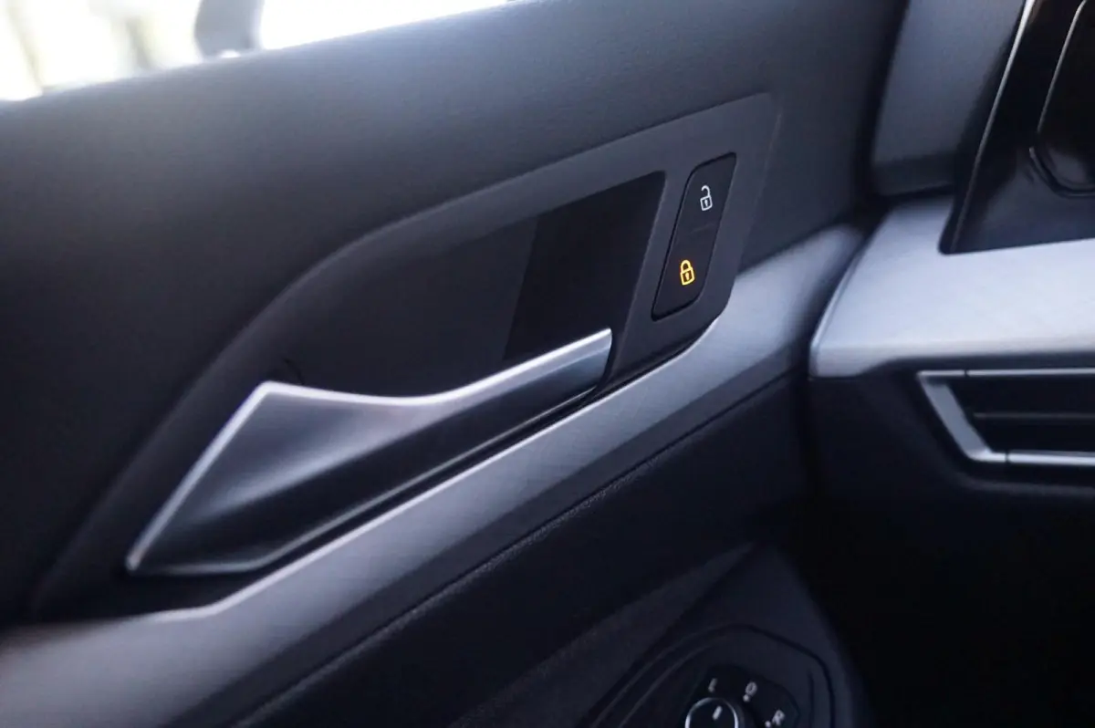 1.5 eHybrid 204pk Life Edition | SoH 100% | Trekhaak | Keyless | Achteruitrijcamera | Blind Spot Assist