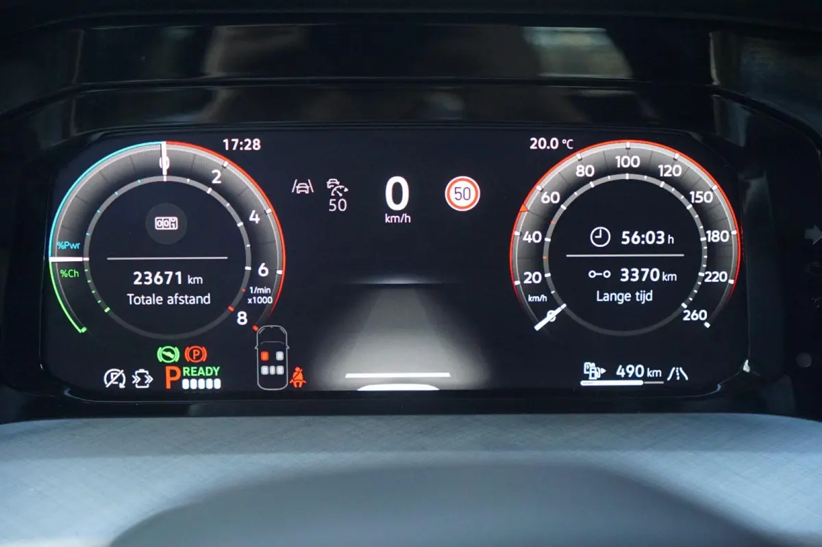 1.5 eHybrid 204pk Life Edition | SoH 100% | Trekhaak | Keyless | Achteruitrijcamera | Blind Spot Assist