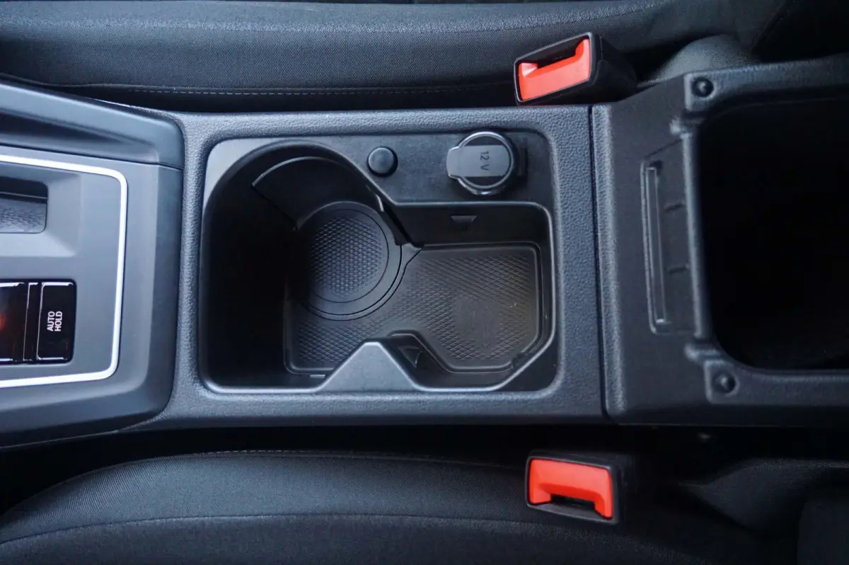 1.5 eHybrid 204pk Life Edition | SoH 100% | Trekhaak | Keyless | Achteruitrijcamera | Blind Spot Assist