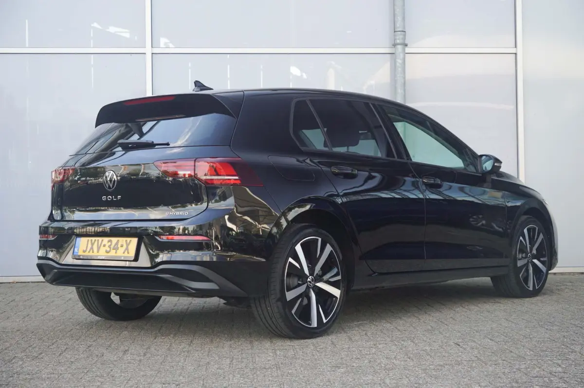 1.5 eHybrid 204pk Life Edition | SoH 100% | Trekhaak | Keyless | Achteruitrijcamera | Blind Spot Assist
