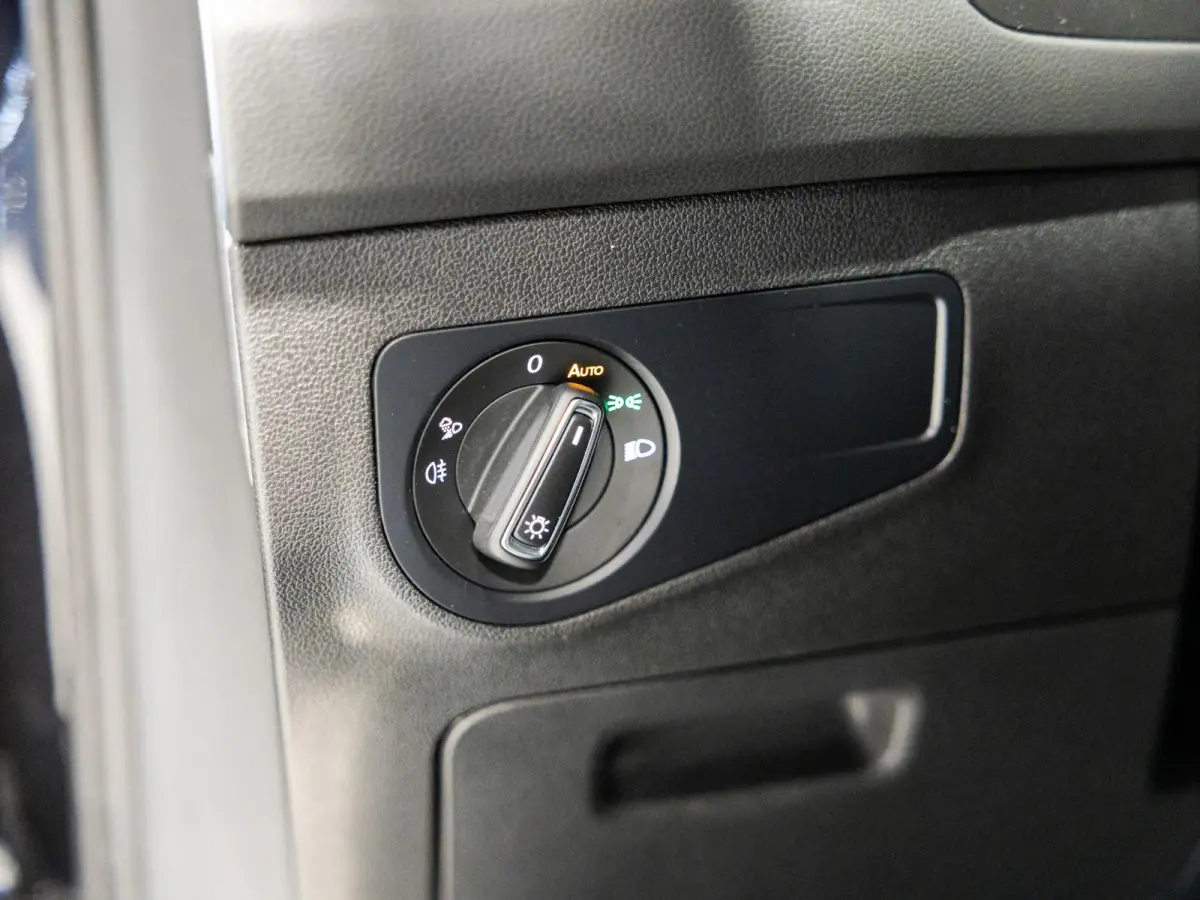 1.5 TSI 2x R-Line Business+ / 150pk / Trekhaak / NAP / Rondomzicht camera / Keyless /