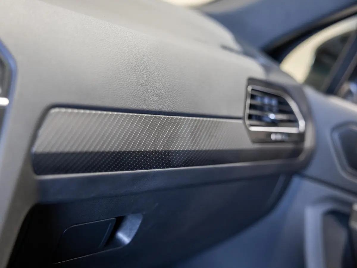 1.5 TSI 2x R-Line Business+ / 150pk / Trekhaak / NAP / Rondomzicht camera / Keyless /