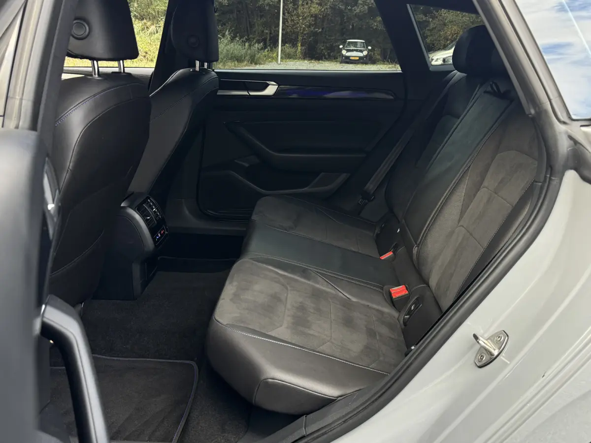 R 4Motion 2.0 TSI 320PK R-SPORT NAVI/LEDER/VIRTUAL
