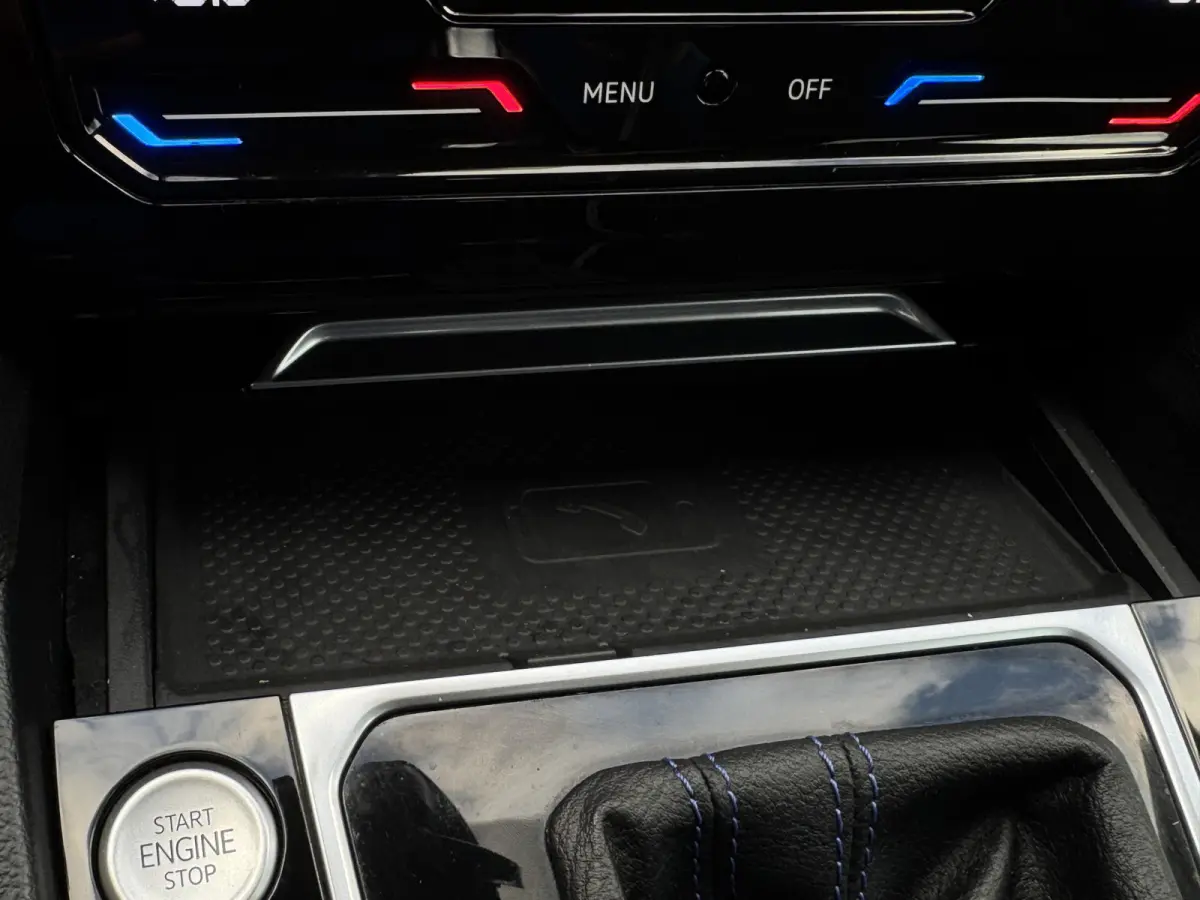 R 4Motion 2.0 TSI 320PK R-SPORT NAVI/LEDER/VIRTUAL