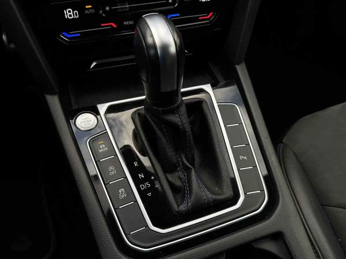R 4Motion 2.0 TSI 320PK R-SPORT NAVI/LEDER/VIRTUAL