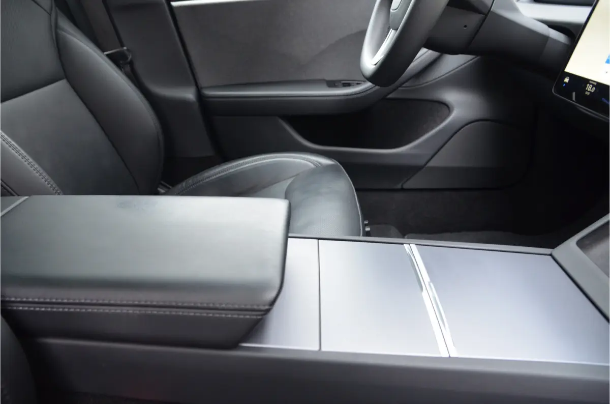 RWD 60 kWh Premium, AutoPilot4.0