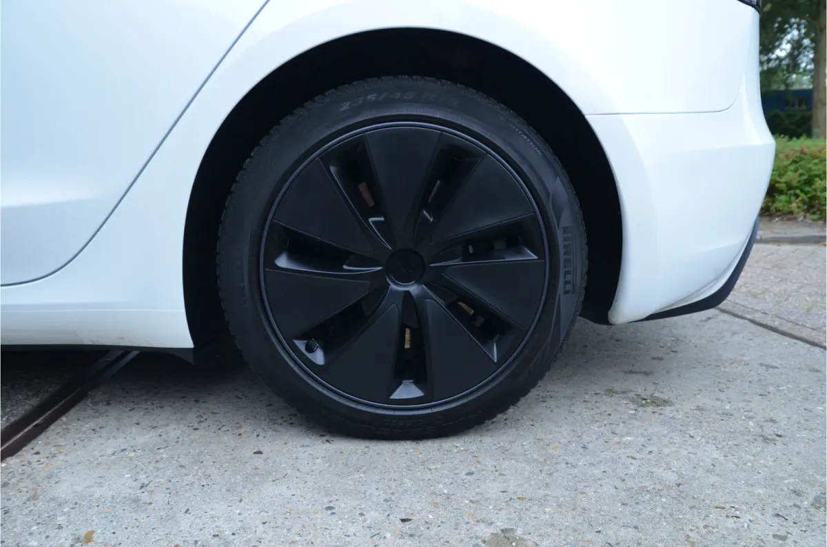 RWD 60 kWh Premium, AutoPilot4.0