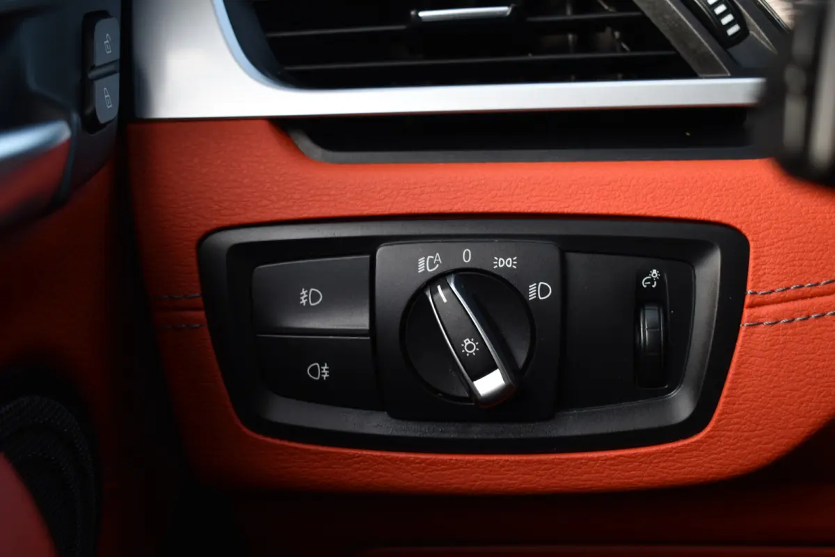 M -SPORT M35iA 306PK HIGH EXECUTIVE M-SPORT HARMAN-KARDON/CAMERA/PANORAMADAK