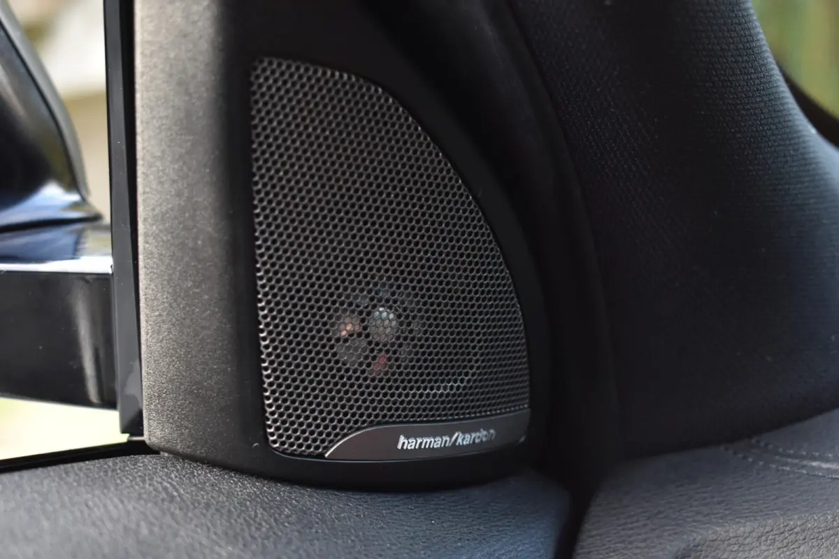 M -SPORT M35iA 306PK HIGH EXECUTIVE M-SPORT HARMAN-KARDON/CAMERA/PANORAMADAK