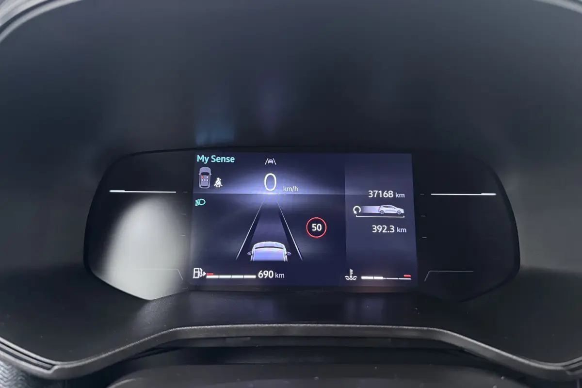 1.0 TCe 90 GPF techno Camera Carplay Cruise