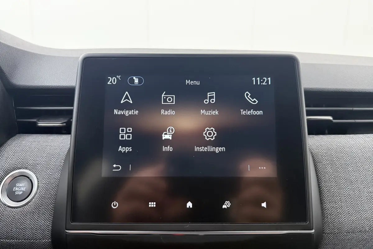 1.0 TCe 90 GPF techno Camera Carplay Cruise