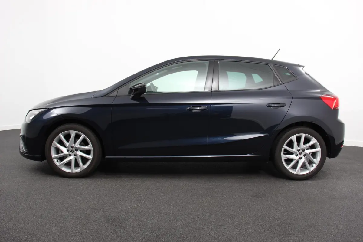 1.0 TSI 110pk DSG FR Automaat Navigatie Apple Carplay/Android Auto Camera Parkeersensoren Adaptive cruise control Keyless Entry/Start Virtual Cockpit Stoelverwarming Ledverlichting Getinte r
