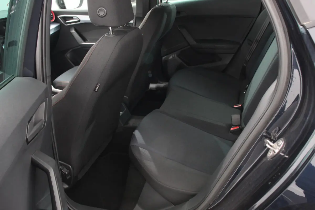 1.0 TSI 110pk DSG FR Automaat Navigatie Apple Carplay/Android Auto Camera Parkeersensoren Adaptive cruise control Keyless Entry/Start Virtual Cockpit Stoelverwarming Ledverlichting Getinte r