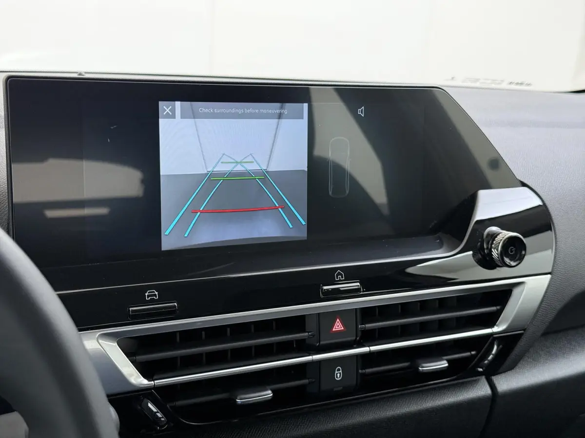 Feel 50 kWh 136pk | Apple Carplay / Android Auto | Camera | Climate Control