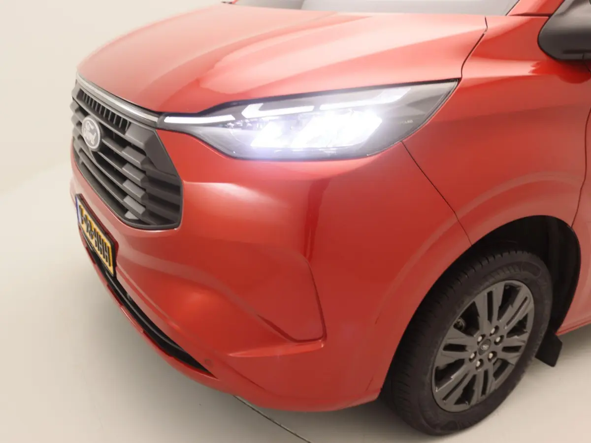 320 2.5 PHEV L2H1 Limited | Toegang tot ZE Zones!!! | Trekhaak | Adaptieve cruise control | Dodehoek detectie |