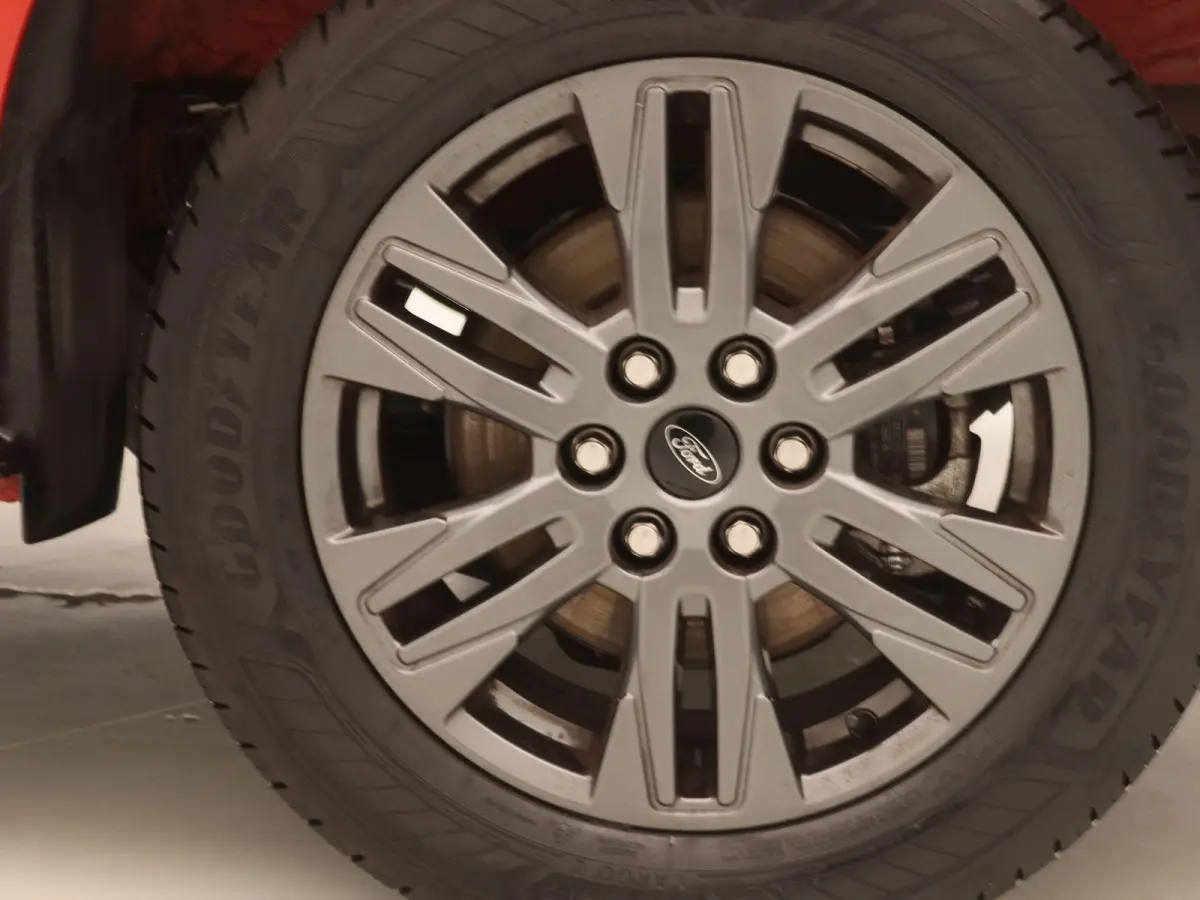320 2.5 PHEV L2H1 Limited | Toegang tot ZE Zones!!! | Trekhaak | Adaptieve cruise control | Dodehoek detectie |