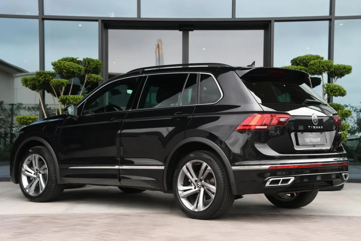 1.4 TSI eHybrid R-Line Business+ | SOH 93,6%