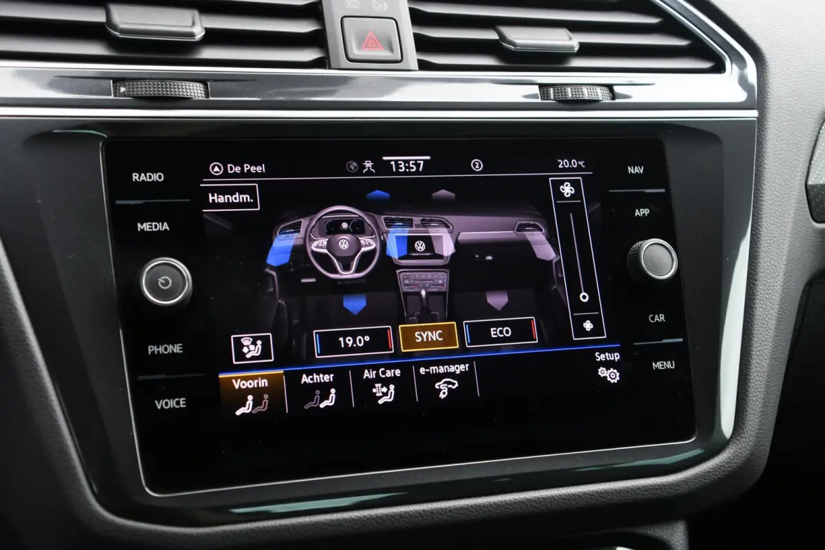 1.4 TSI eHybrid R-Line Business+ | SOH 93,6%
