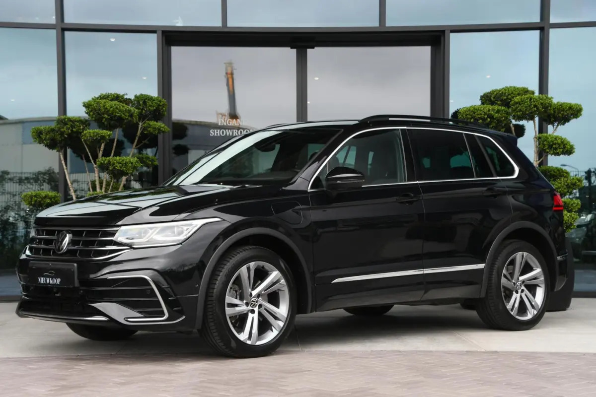 1.4 TSI eHybrid R-Line Business+ | SOH 93,6%