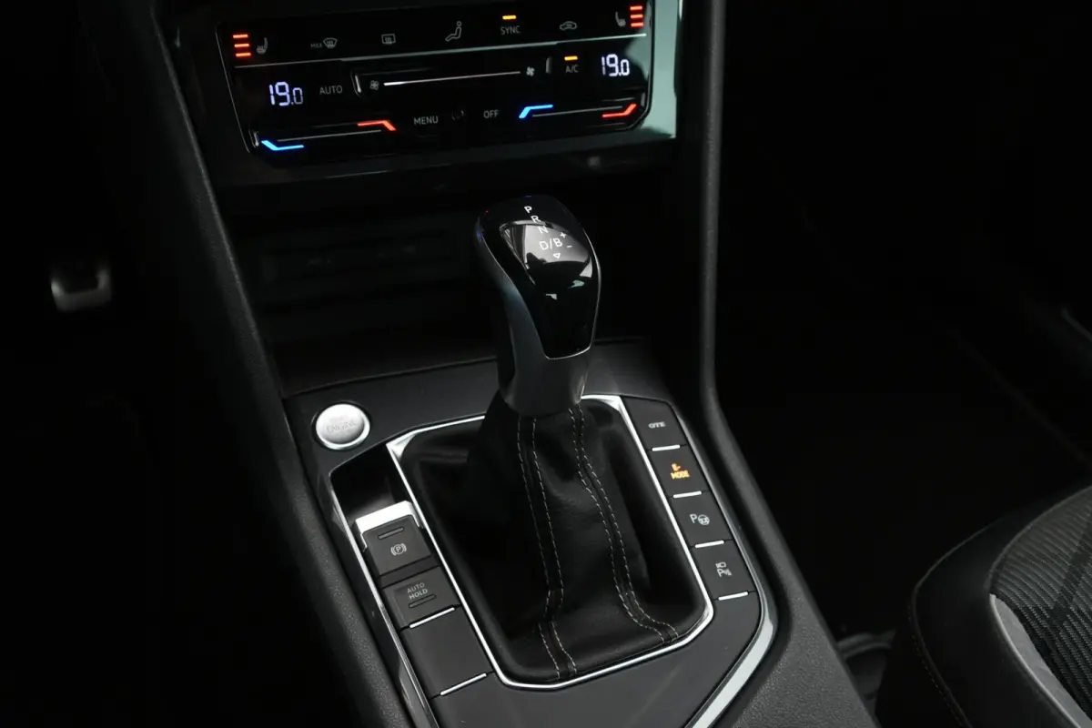 1.4 TSI eHybrid R-Line Business+ | SOH 93,6%
