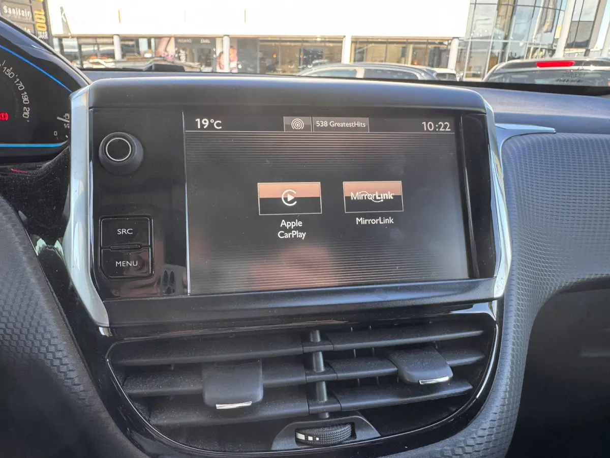 1.2 110PK Allure | Uniek Lage KM-stand | Trekhaak | Panoramadak | Navigatie | DAB | Apple Carplay | | Electronic climate controle | Elektrische ramen voor en achter | LED dagrijverlichting