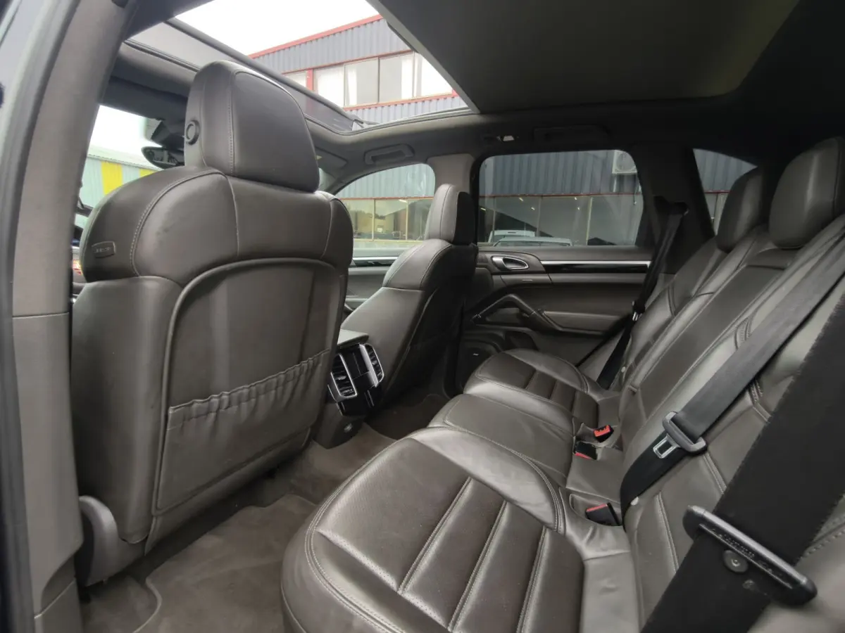 3.0 S E-Hybrid / NAP / PANO / LEER / EXPORT /