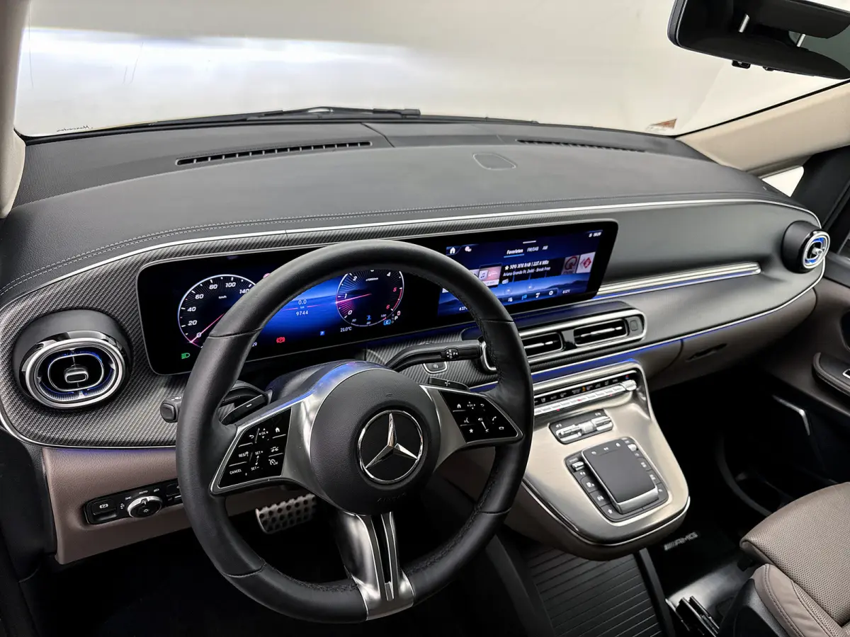 300d L2 Exclusive Marge (BTW & BPM-vrij) 6-zitplaatsen Memory seats Burmester Luchtvering Nappa Leder