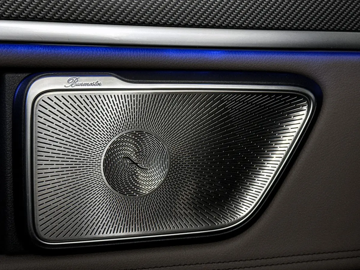300d L2 Exclusive Marge (BTW & BPM-vrij) 6-zitplaatsen Memory seats Burmester Luchtvering Nappa Leder