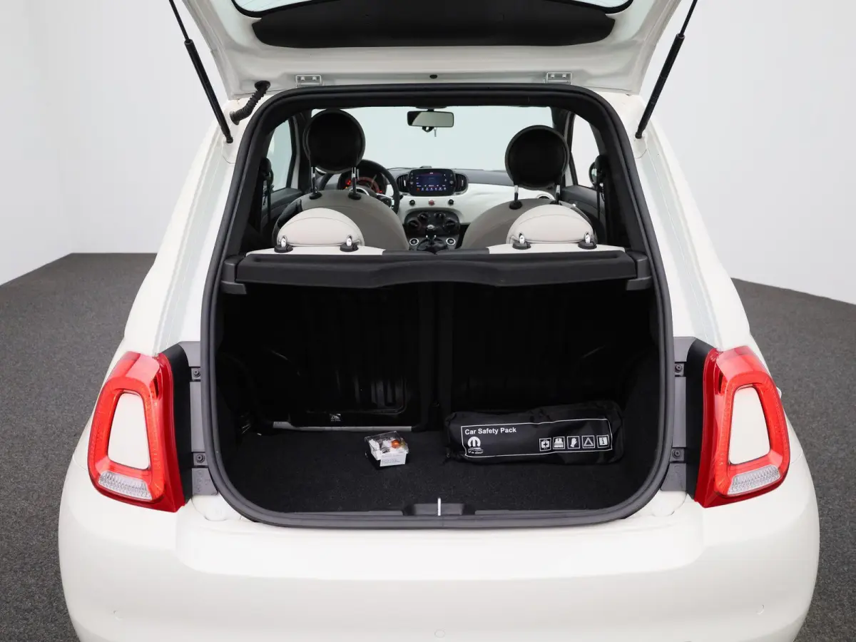 1.0 Hybrid Dolcevita | Apple Carplay / Android Auto | Cruise Control | Panoramadak | Parkeersensoren | Lichtmetalen Velgen |