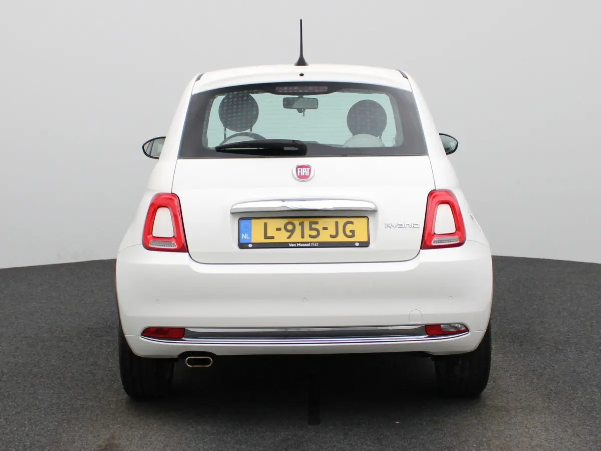 1.0 Hybrid Dolcevita | Apple Carplay / Android Auto | Cruise Control | Panoramadak | Parkeersensoren | Lichtmetalen Velgen |