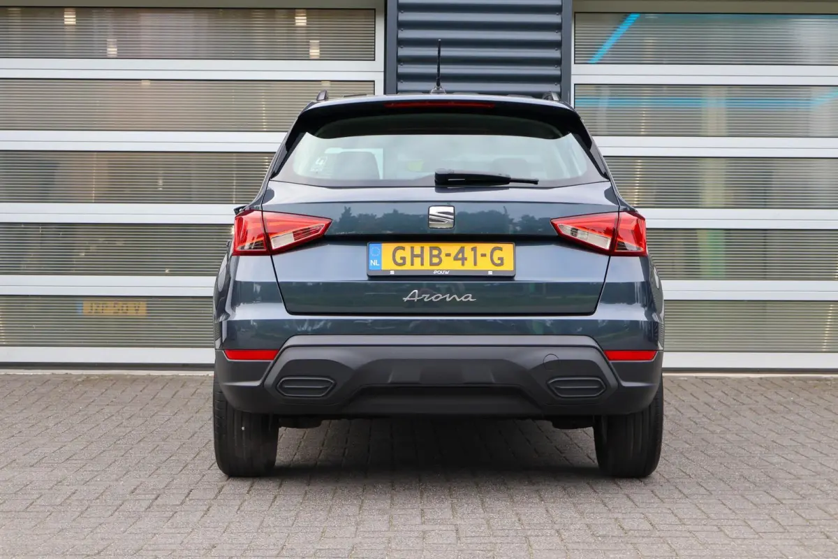 1.0 EcoTSI 95pk Style | DAB | Apple CarPlay/ Android Auto | Parkeersensoren Achter | Cruise Control | Airco Automatische