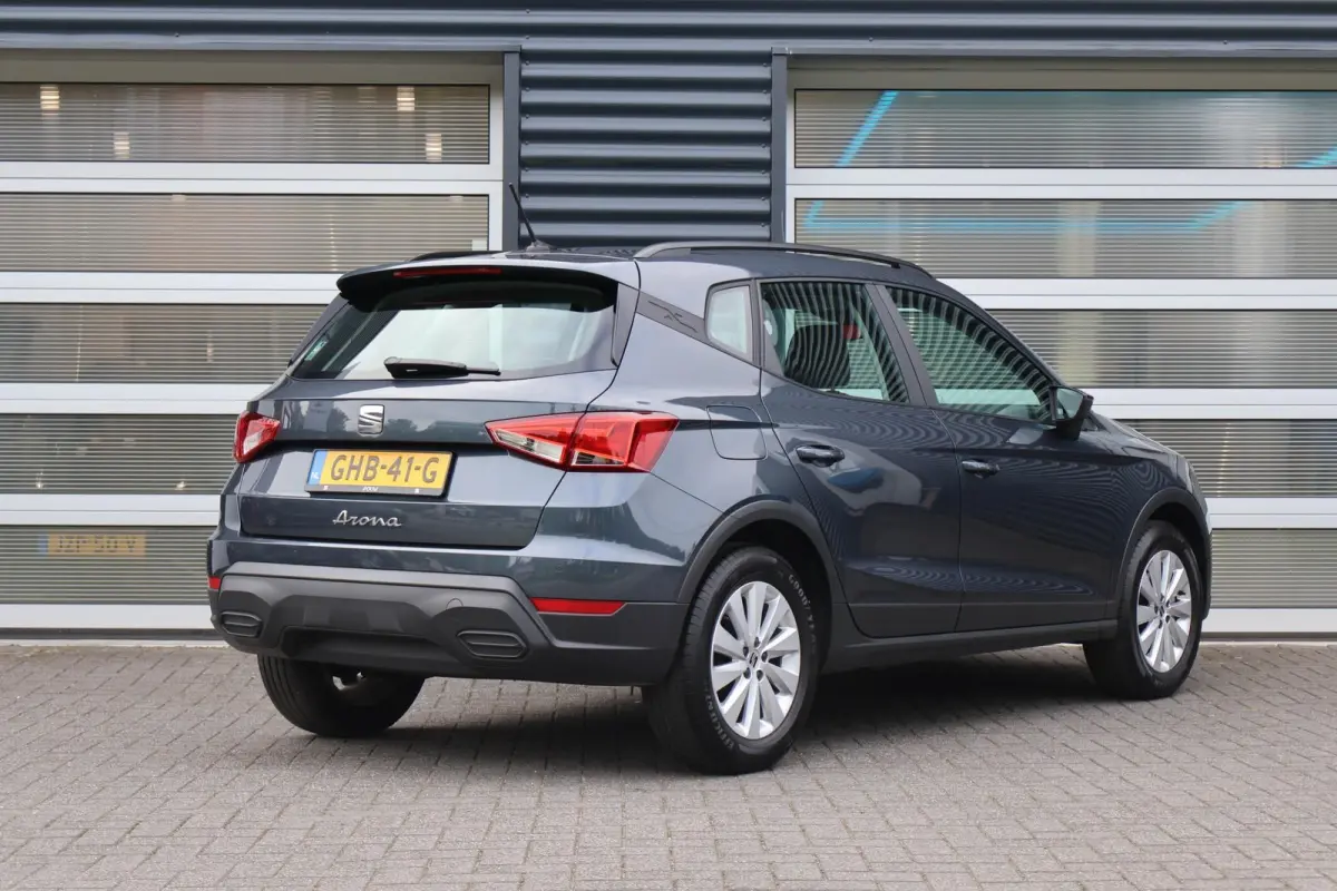 1.0 EcoTSI 95pk Style | DAB | Apple CarPlay/ Android Auto | Parkeersensoren Achter | Cruise Control | Airco Automatische