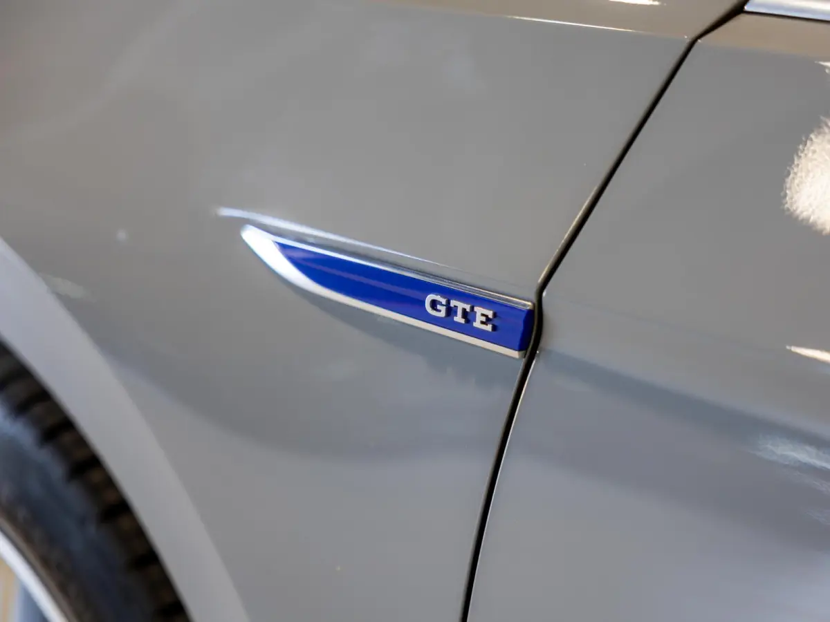 1.4 TSI PHEV GTE Business SOH 94% / 218pk / NAP / Leder / Achteruitrij camera / IQ LED /