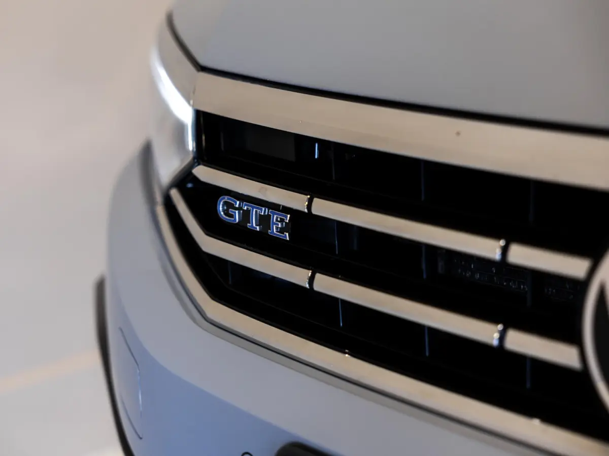 1.4 TSI PHEV GTE Business SOH 94% / 218pk / NAP / Leder / Achteruitrij camera / IQ LED /