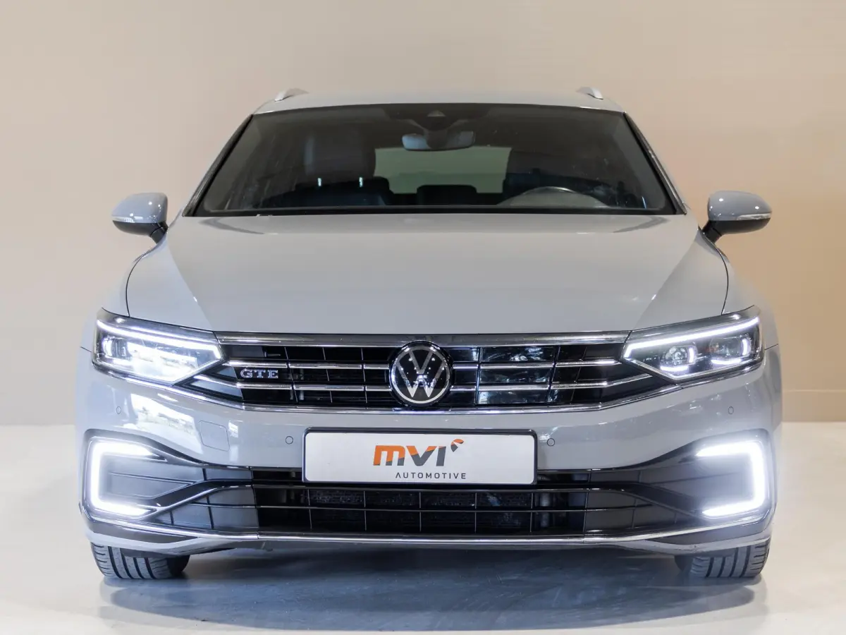1.4 TSI PHEV GTE Business SOH 94% / 218pk / NAP / Leder / Achteruitrij camera / IQ LED /
