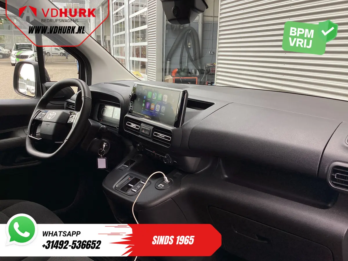 e-ProAce 50 kWh 320 km WLTP L2 3Pers./ LED/ Standkachel/ Stoelverw./ Stuurverw./ Carplay/ Camera/ PDC/ Cruise/ Airco
