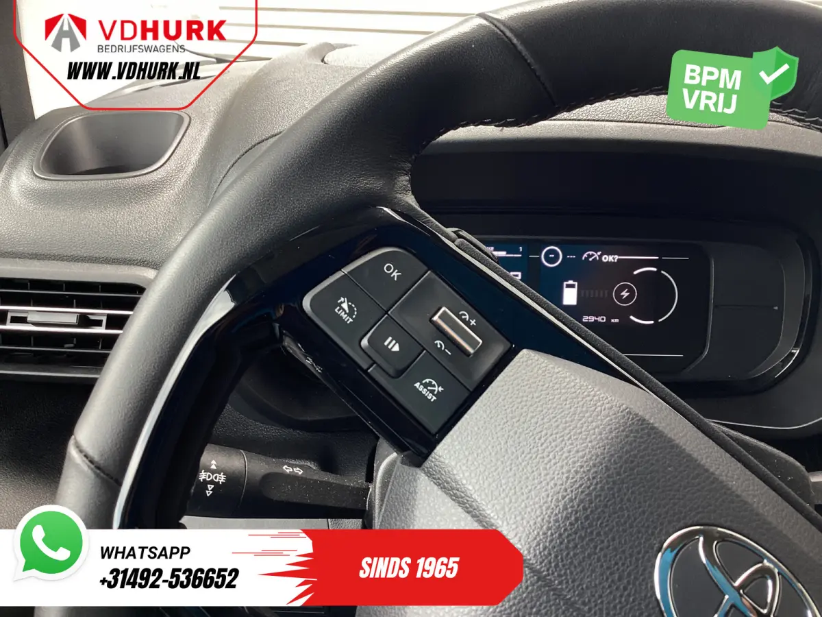 e-ProAce 50 kWh 320 km WLTP L2 3Pers./ LED/ Standkachel/ Stoelverw./ Stuurverw./ Carplay/ Camera/ PDC/ Cruise/ Airco