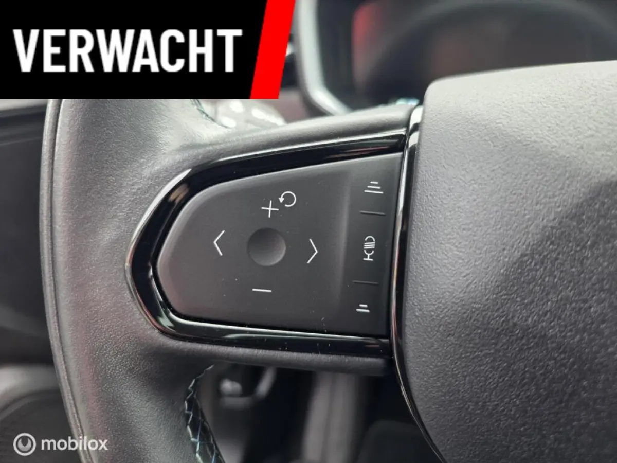 - 1.5 261PK Plug-in Hybrid, Pano, Camera , Apple Carplay✅NL AUTO