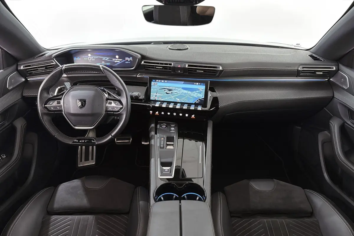 1.6 HYbrid 180 GT SOH 99% Panoramadak FOCAL Stoelverwarming