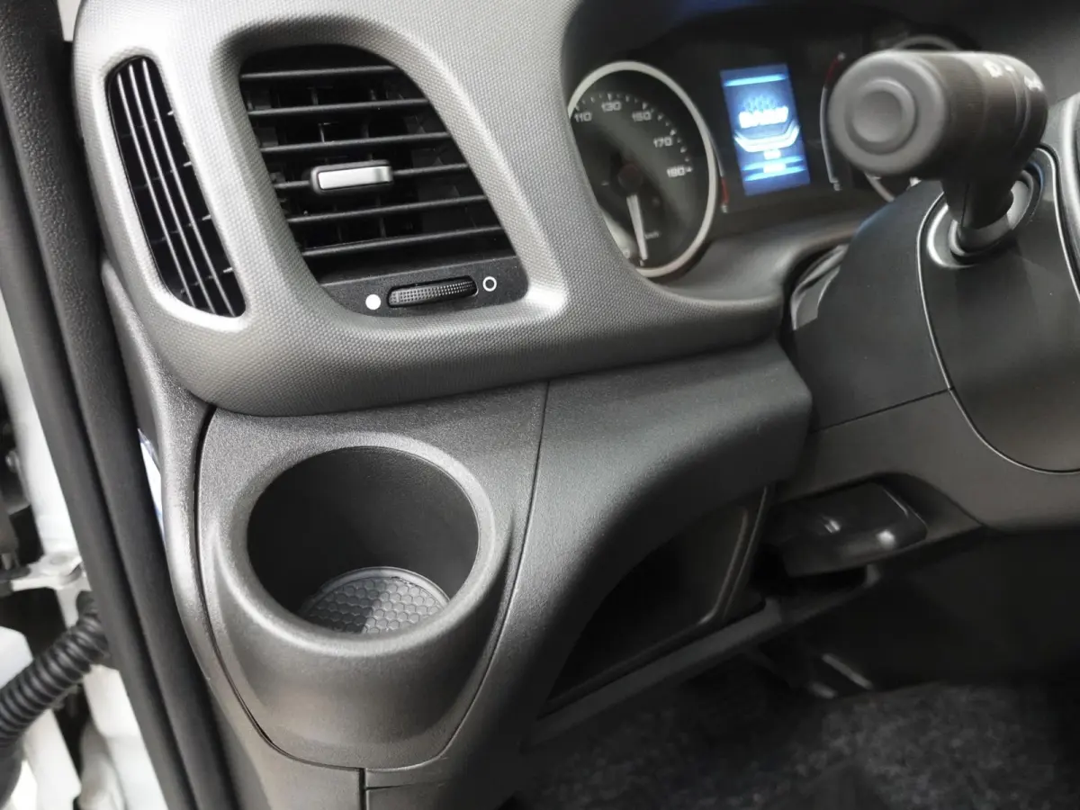 40C18 3.0 180pk Automaat Bakwagen Laadklep Airco Cruise Control Navigatie Camera