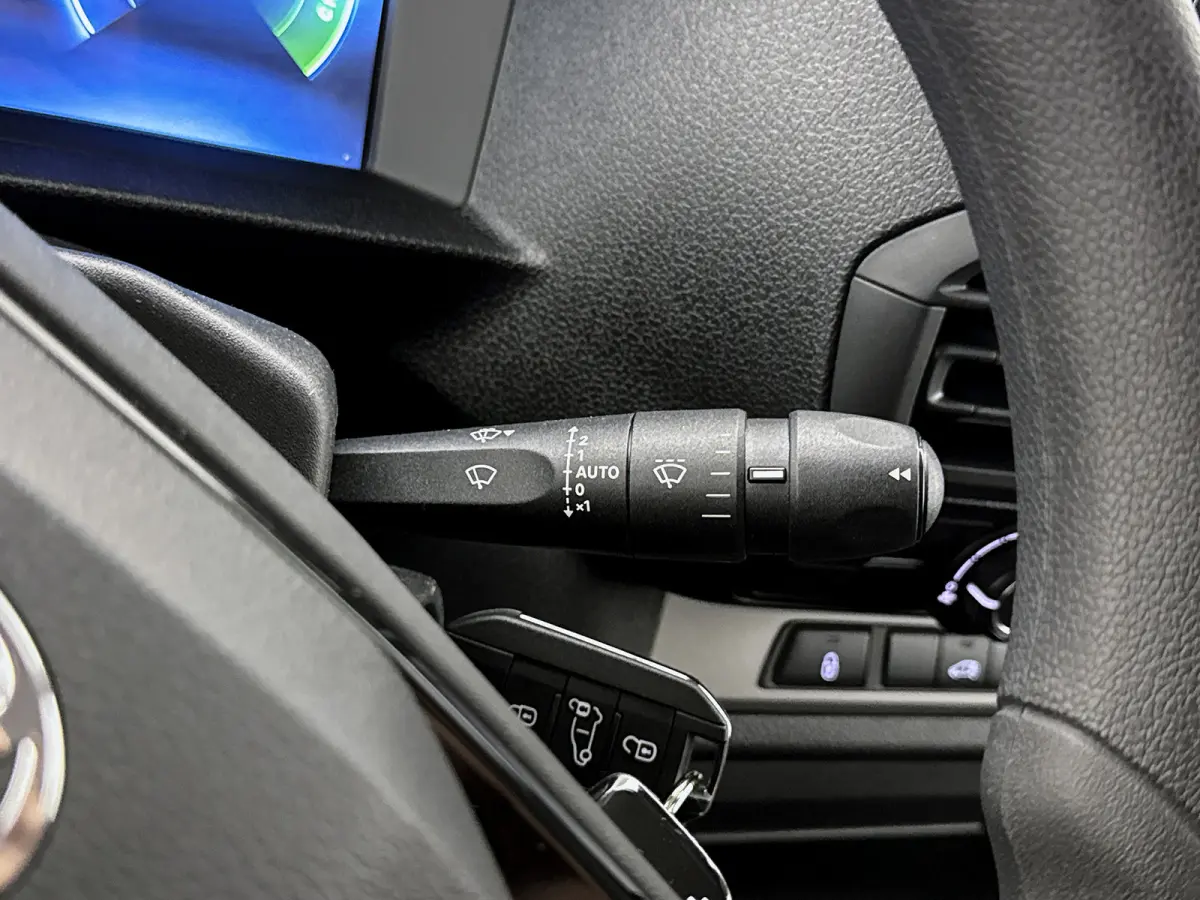 Worker Comfort Standard Range L2 50 kWh Nieuw 230km WLTP Carplay Cruise control 100% elektrisch