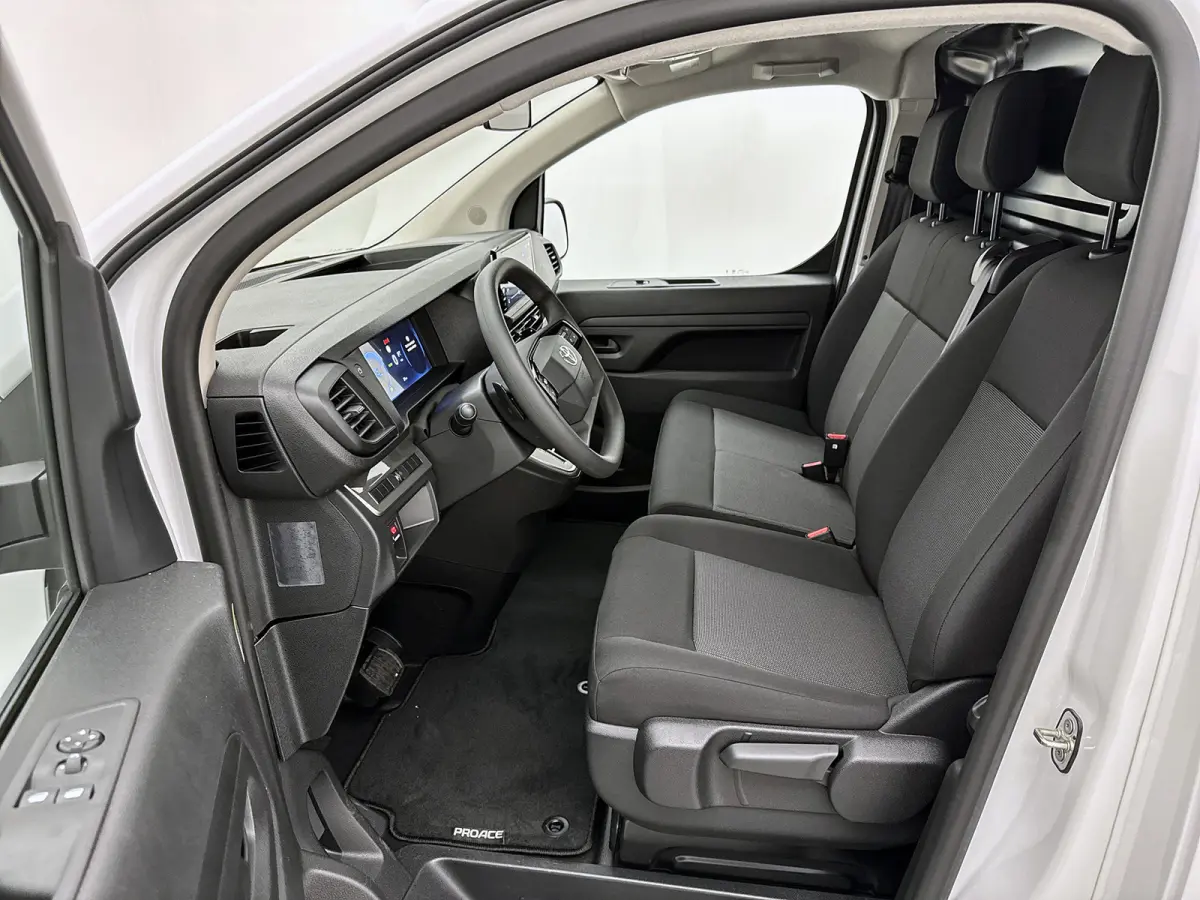 Worker Comfort Standard Range L2 50 kWh Nieuw 230km WLTP Carplay Cruise control 100% elektrisch