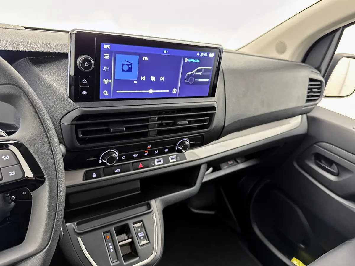 Worker Comfort Standard Range L2 50 kWh Nieuw 230km WLTP Carplay Cruise control 100% elektrisch