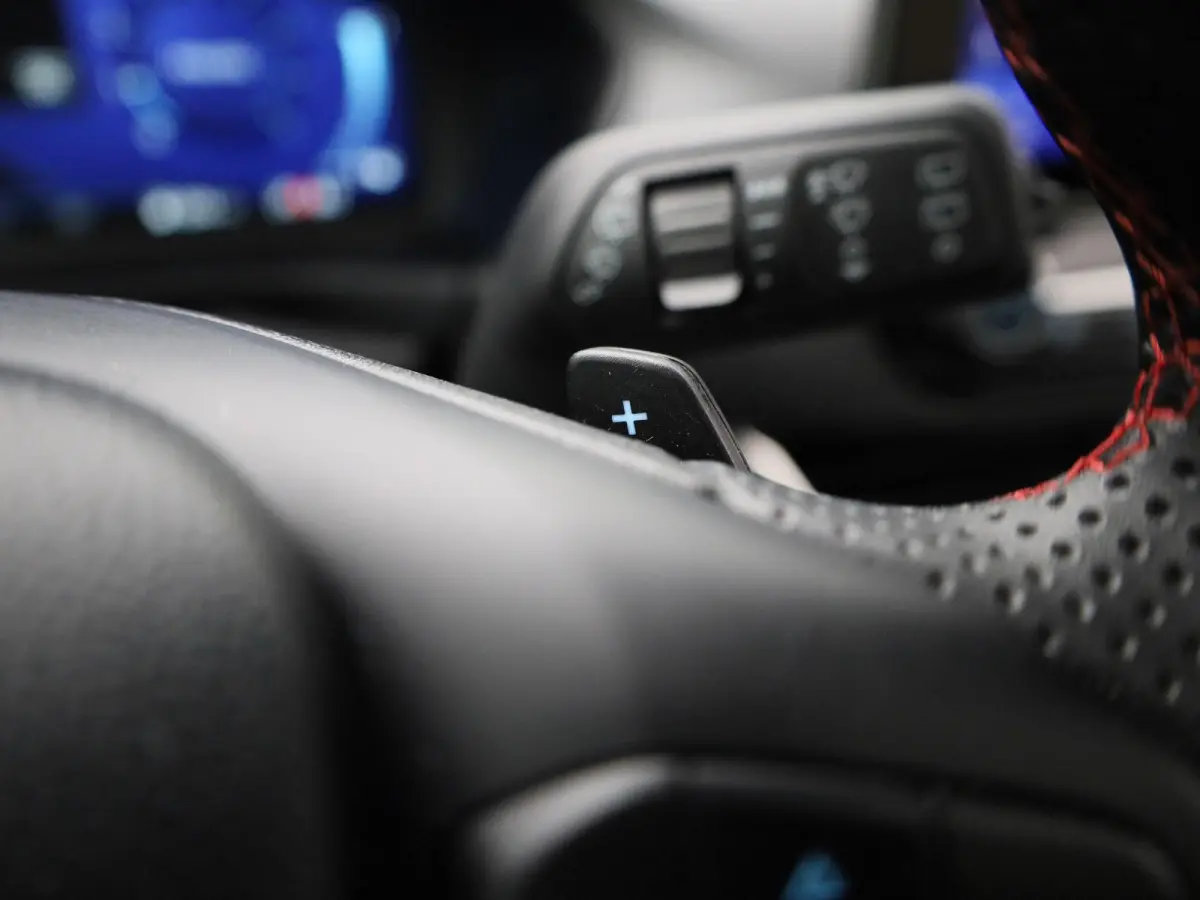 1.0 EcoBoost ST-Line X | Automaat | Apple Carplay / Android Auto | Panoramadak | Achteruitrijcamera | Parkeersensoren |